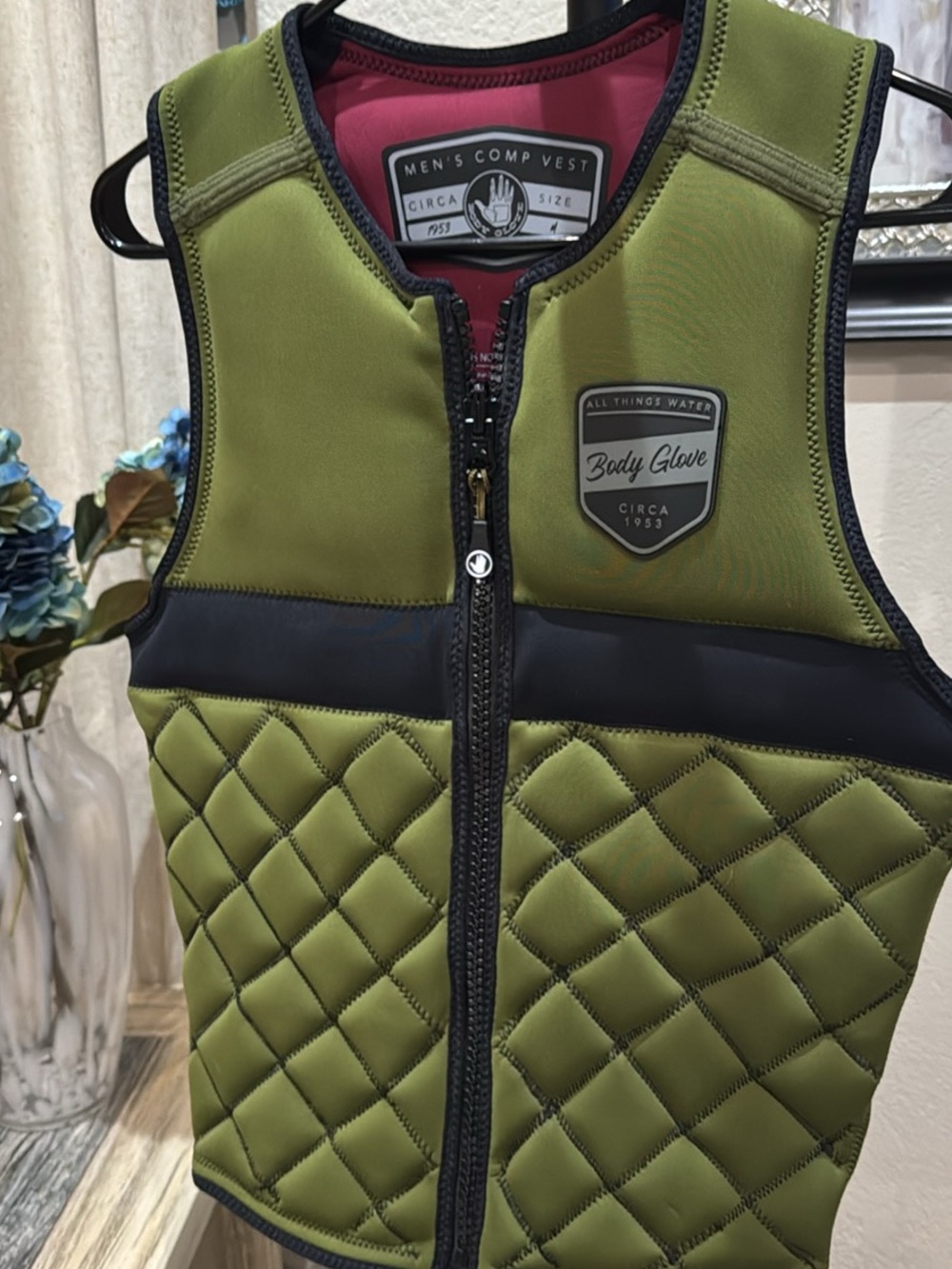 Body Glove Olive & Black Quilted mens Vest